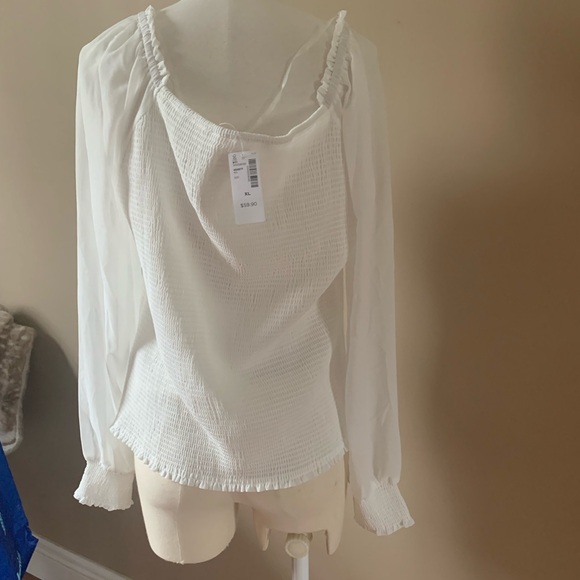 Top - Picture 2 of 2